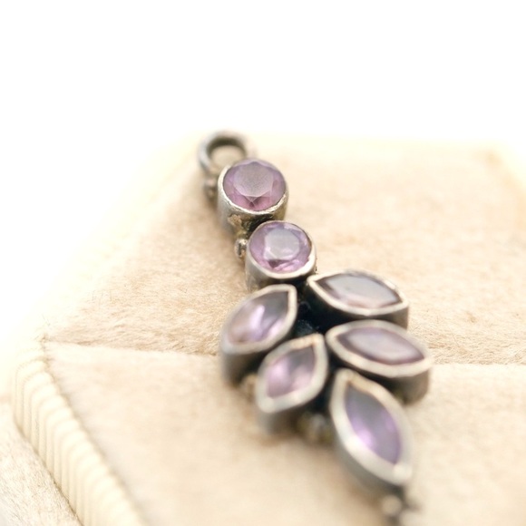 Very sweet  Vintage Amethyst Pendant - Picture 3 of 13